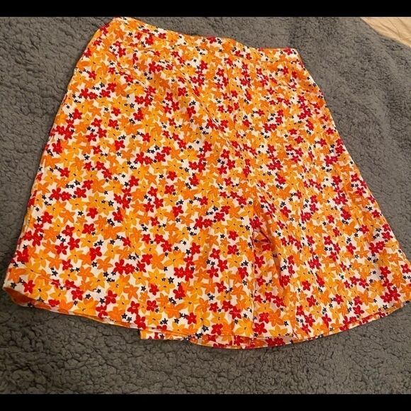 Liz Claiborne Skorts Floral Sz 6 Petite Skirt/Short Woman’s - Picture 8 of 11